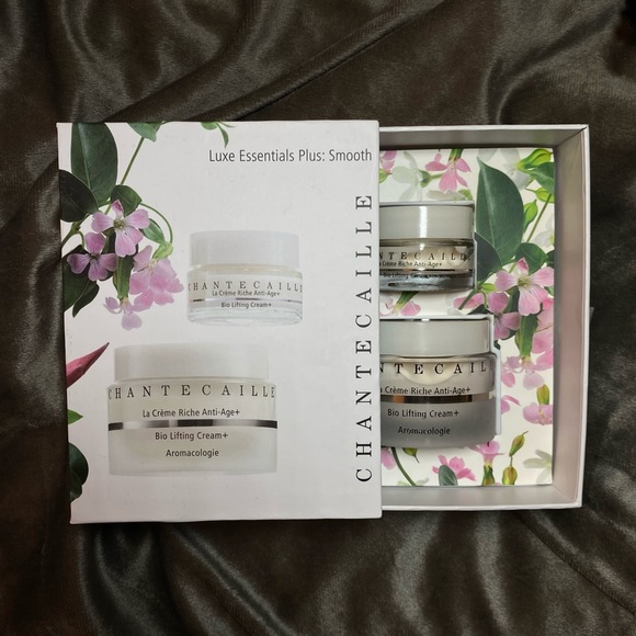 Chantecaille Other - Chantecaille luxe essential plus smooth set